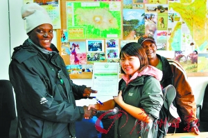 ayx官网|泫雅自曝暗恋男友一年半 第一次告白失败(图1) ayx官网