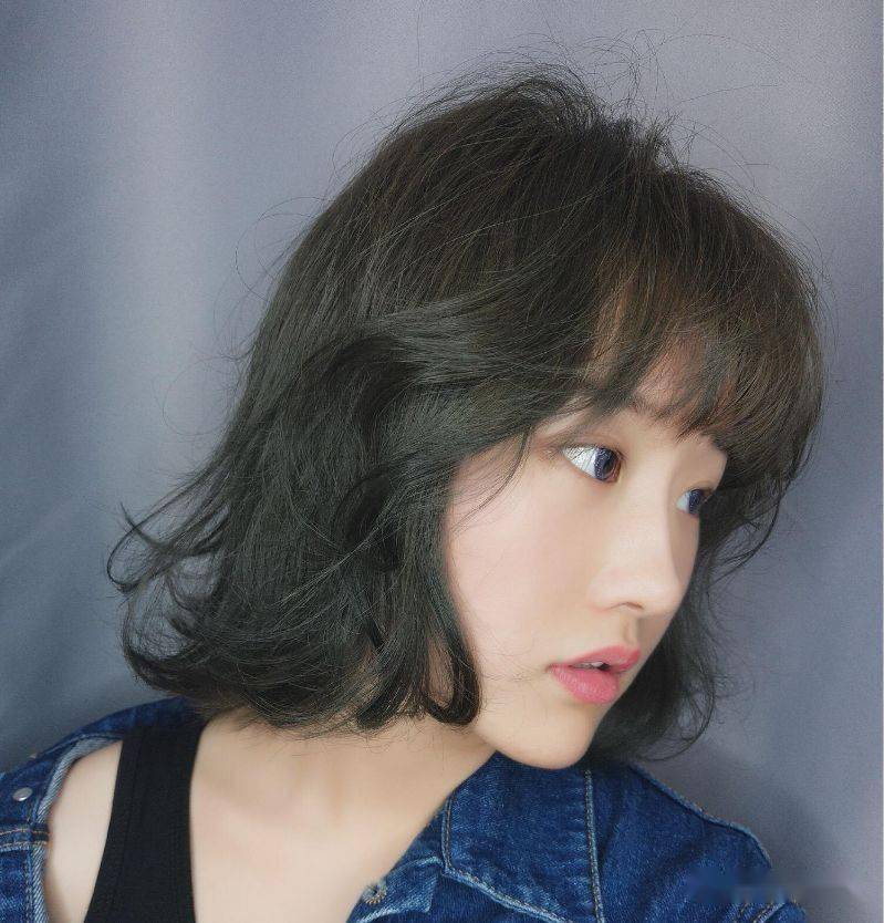 “ayx官方网站”
2020最新盛行“不长不短”发型(图91)