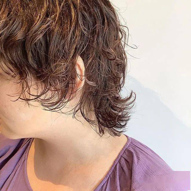 
2020年烫发必收：日系烫发气势派头提案：ayx官方网站(图15)