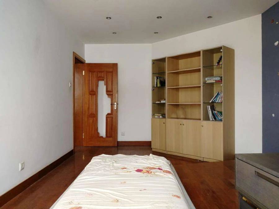 
307万流拍！昆明市北京路一套房产 处置失败：ayx官网(图8)