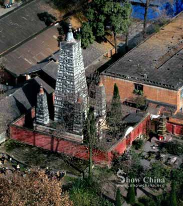 好莱坞男神爱跳脱衣舞?舔屏网友惊呼:男子骚起来太可了【爱游戏(ayx)中国官方网站】(图2) ayx官方网站