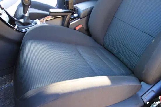 钟山县文化和旅游局党组开展“学习习近平扶贫重要理论”专题研讨会“ayx官网”(图2) 爱游戏(ayx)中国官方网站