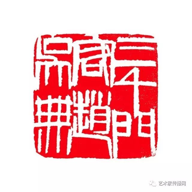 “ayx官方网站”IU演唱会上谈起好友雪莉“看到我脆弱她会很难过”